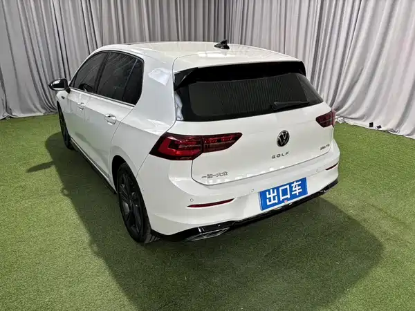 Volkswagen Golf 2022