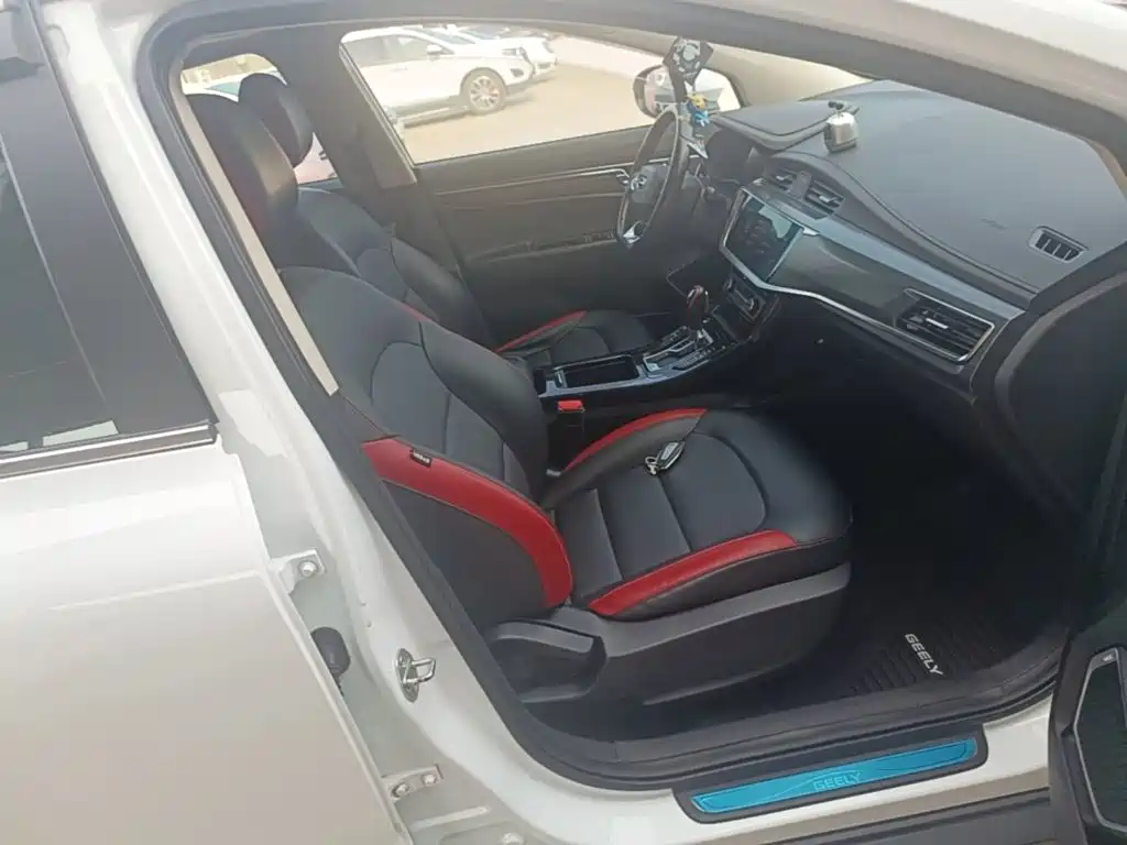 Geely Emgrand GS 2020 — фото 25