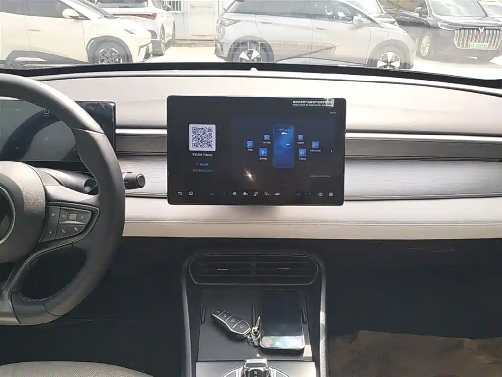 BYD Seal 05 DM-i 2025 — фото 13