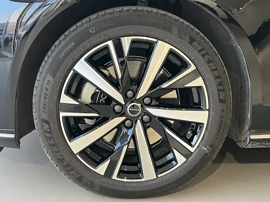 Volvo S90 2025 — фото 9