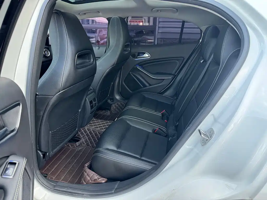 Mercedes-Benz GLA 2018 — фото 5