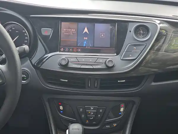 Buick Envision Plus 2021