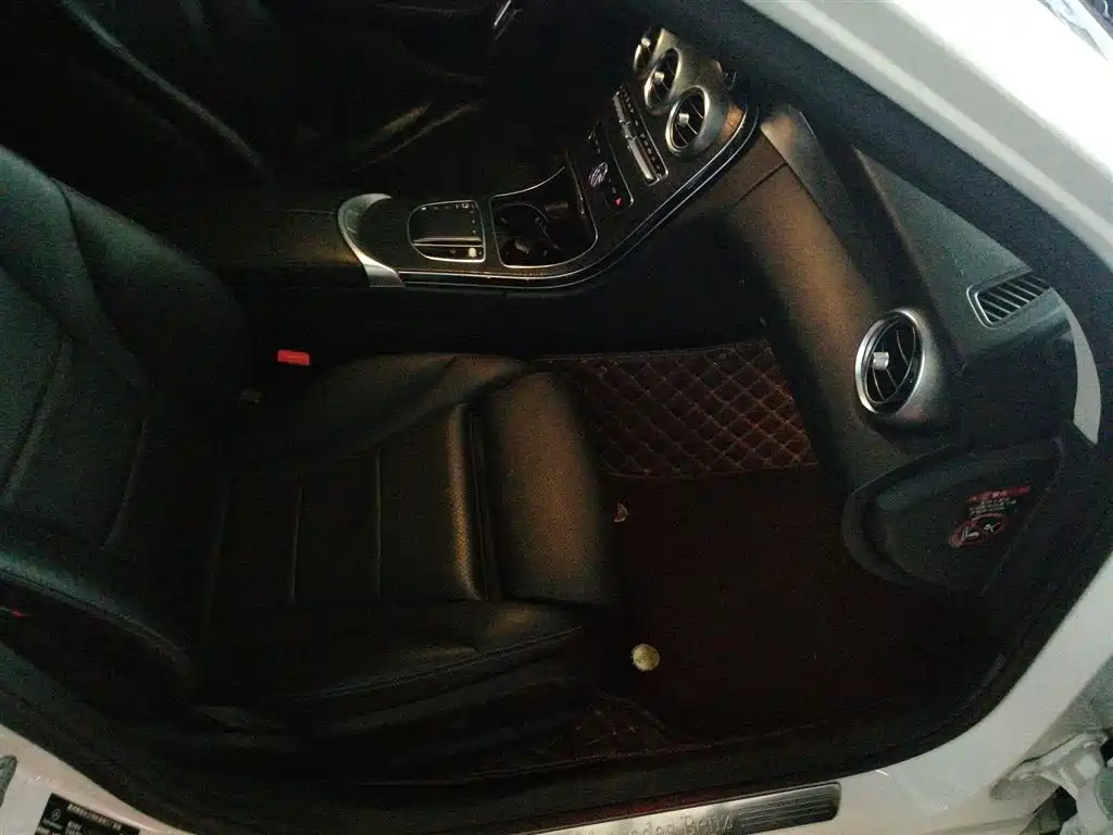 Mercedes-Benz C-Class 2020 — фото 17