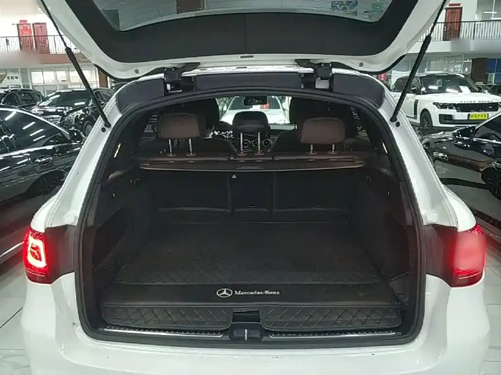 Mercedes-Benz GLC 2021 — фото 19