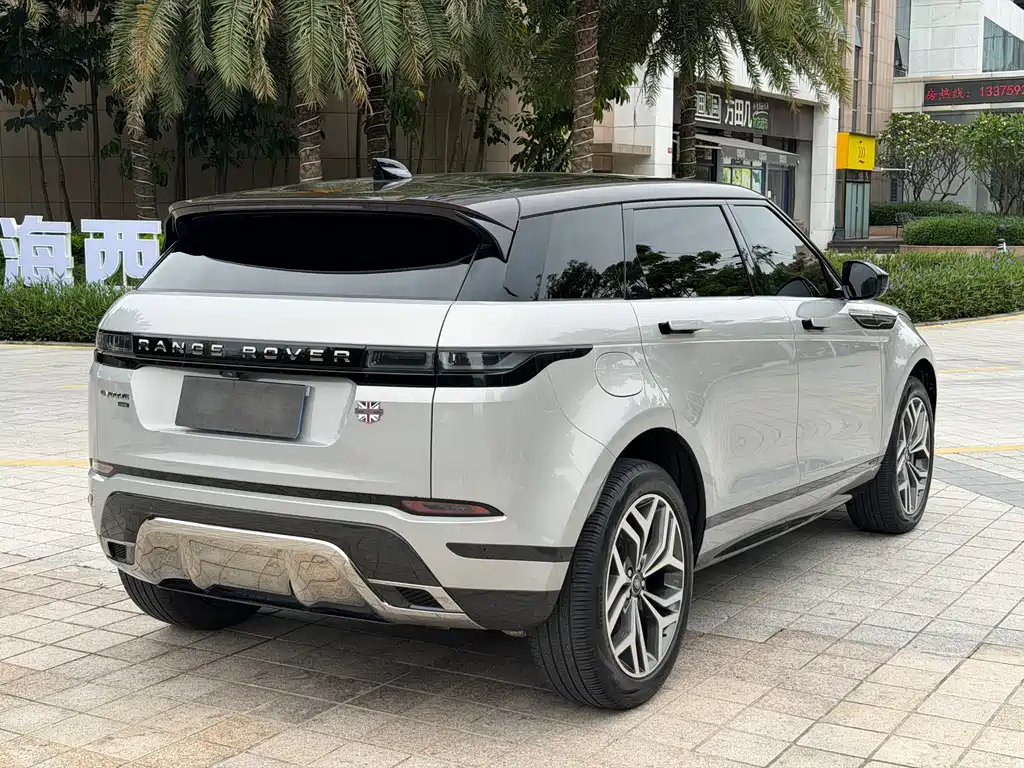 Land Rover Evoque 2022 — фото 7