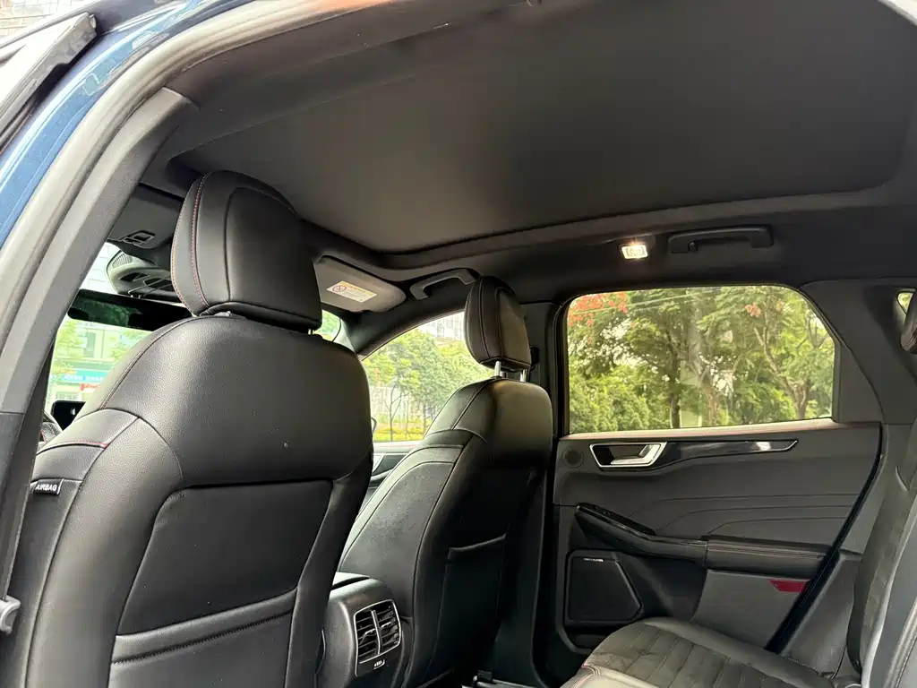 Ford Edge 2020 — фото 13