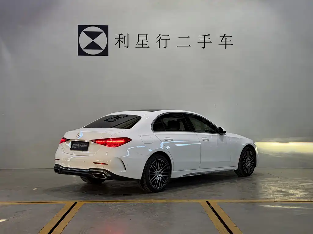 Mercedes-Benz C-Class 2023 — фото 19