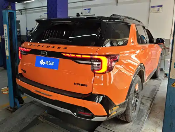 Ford Explorer 2024