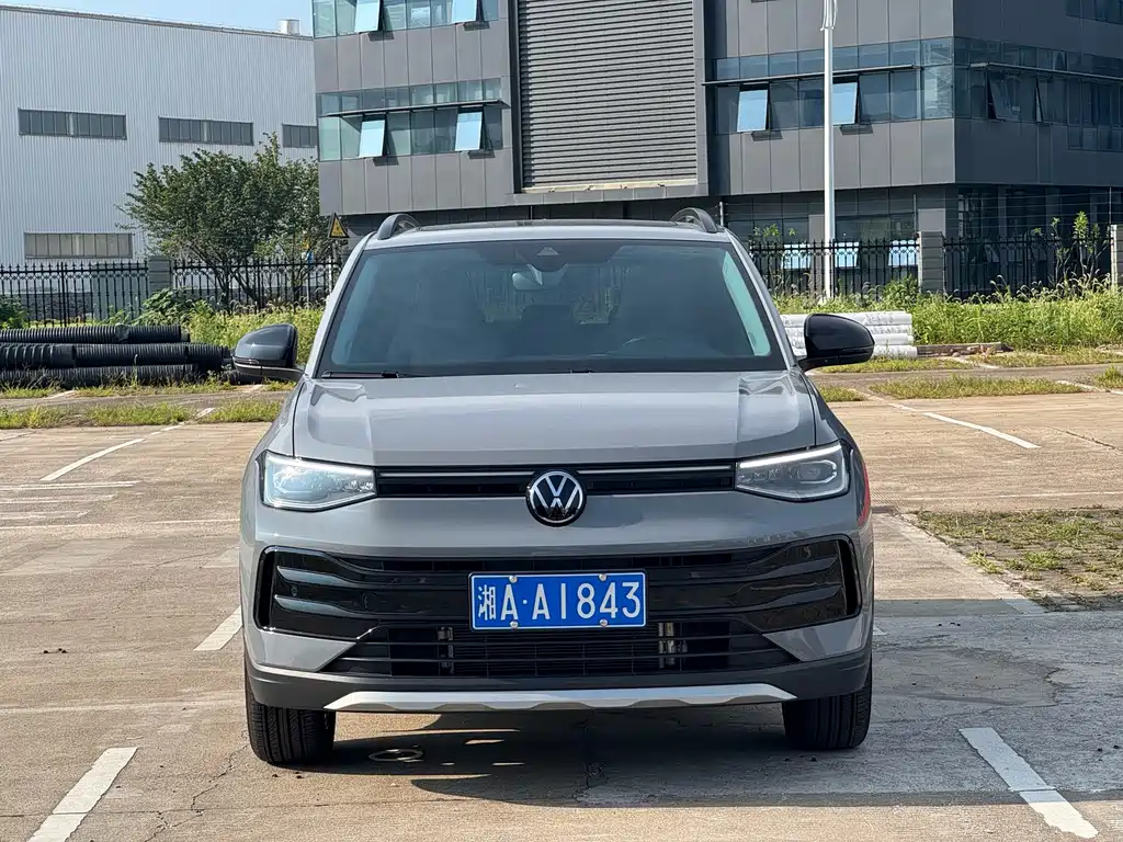 Volkswagen Tharu 2025