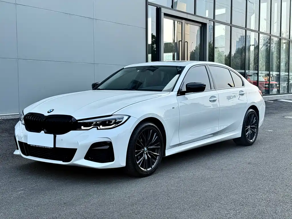 BMW 3 Series 2021