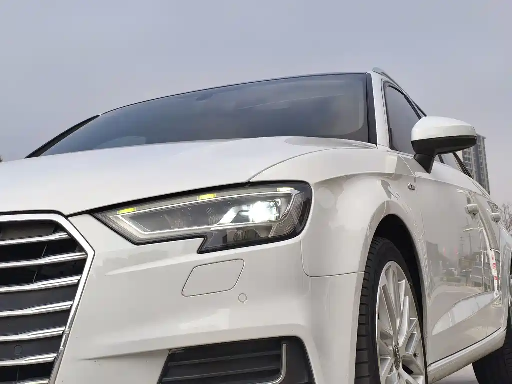 Audi A3 2017 — фото 10