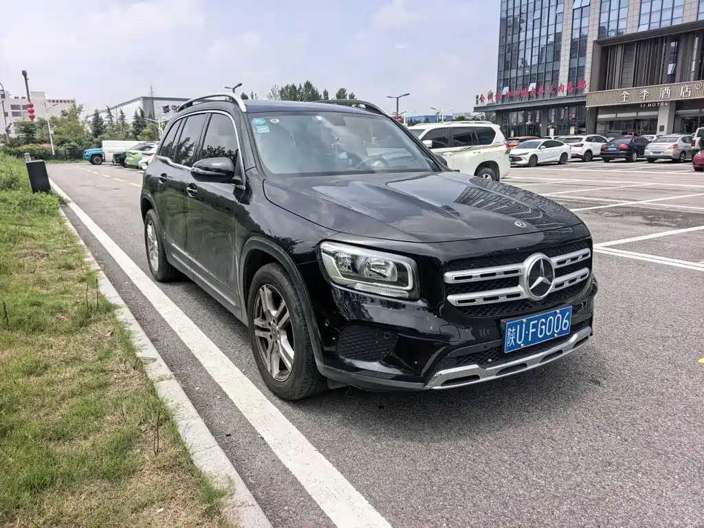 Mercedes-Benz GLB 2020