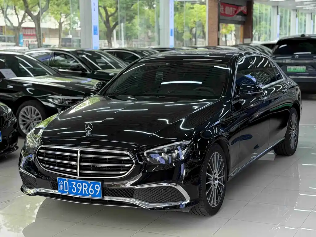 Mercedes-Benz E-Class 2021