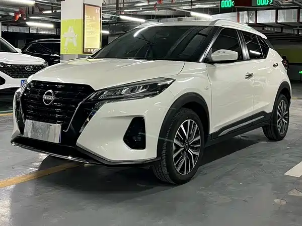 Nissan Kicks 2025