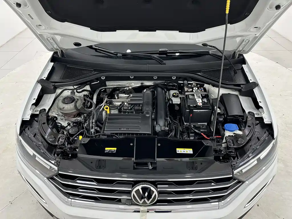 Volkswagen T-Roc 2022 — фото 18
