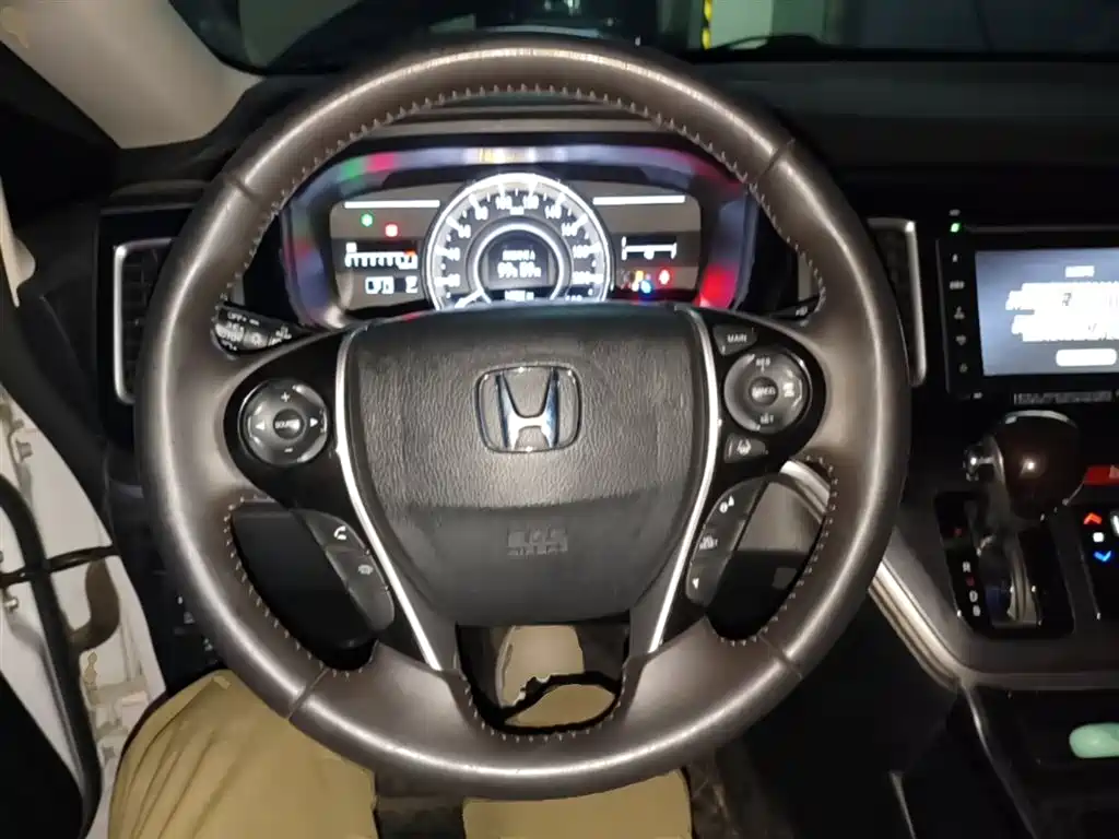 Honda Elysion 2019 — фото 11