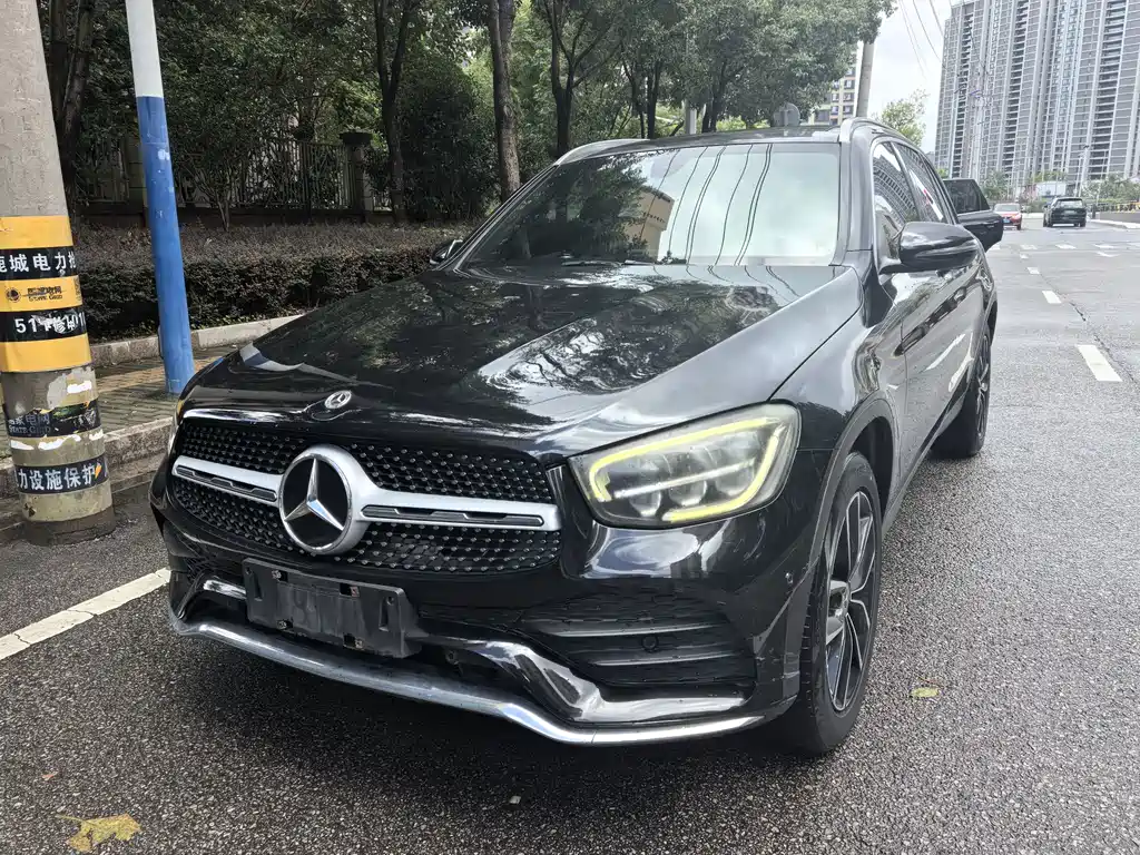 Mercedes-Benz GLC 2021 — фото 1