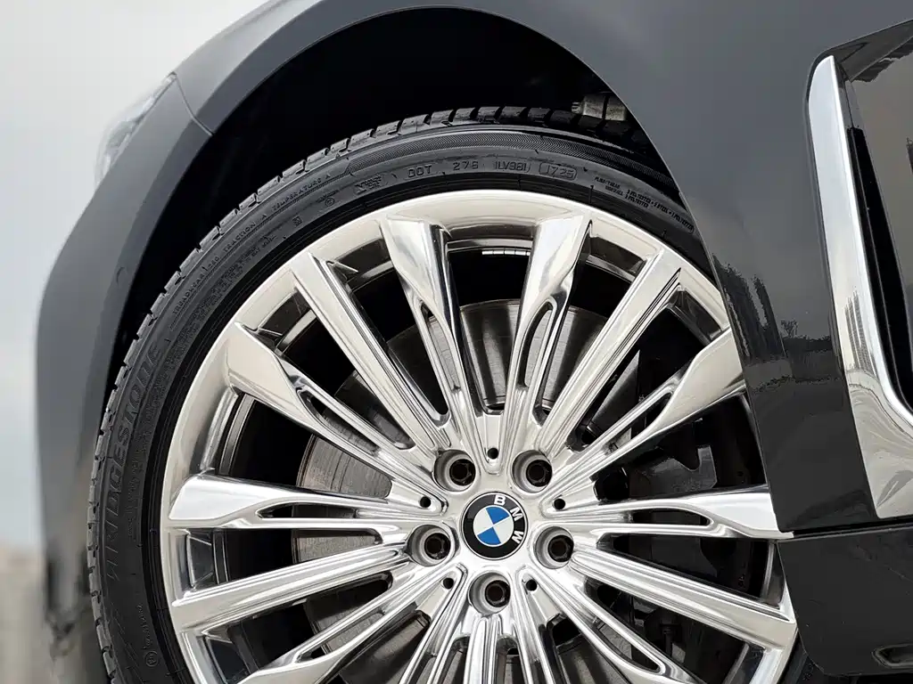 BMW 7 Series 2021 — фото 15