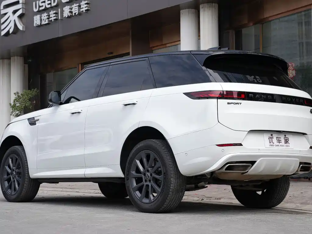 Land Rover Sport 2023 — фото 4