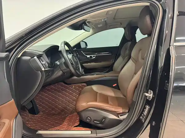 Volvo S90 2018