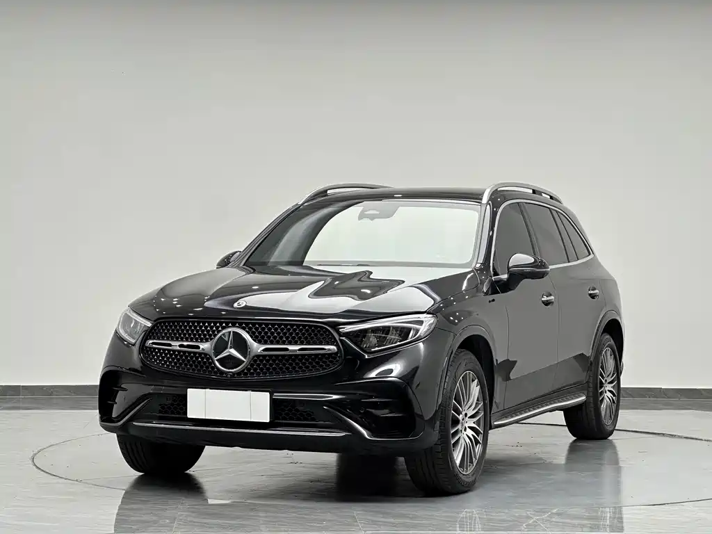 Mercedes-Benz GLC 2023