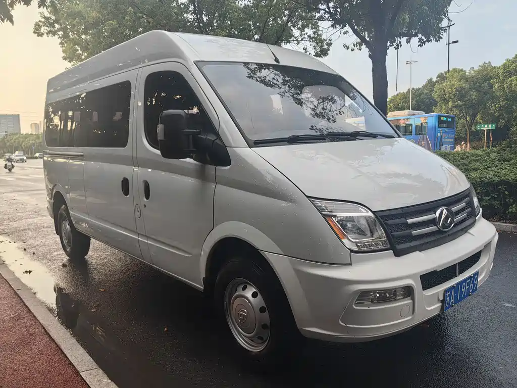 Maxus V80 2023
