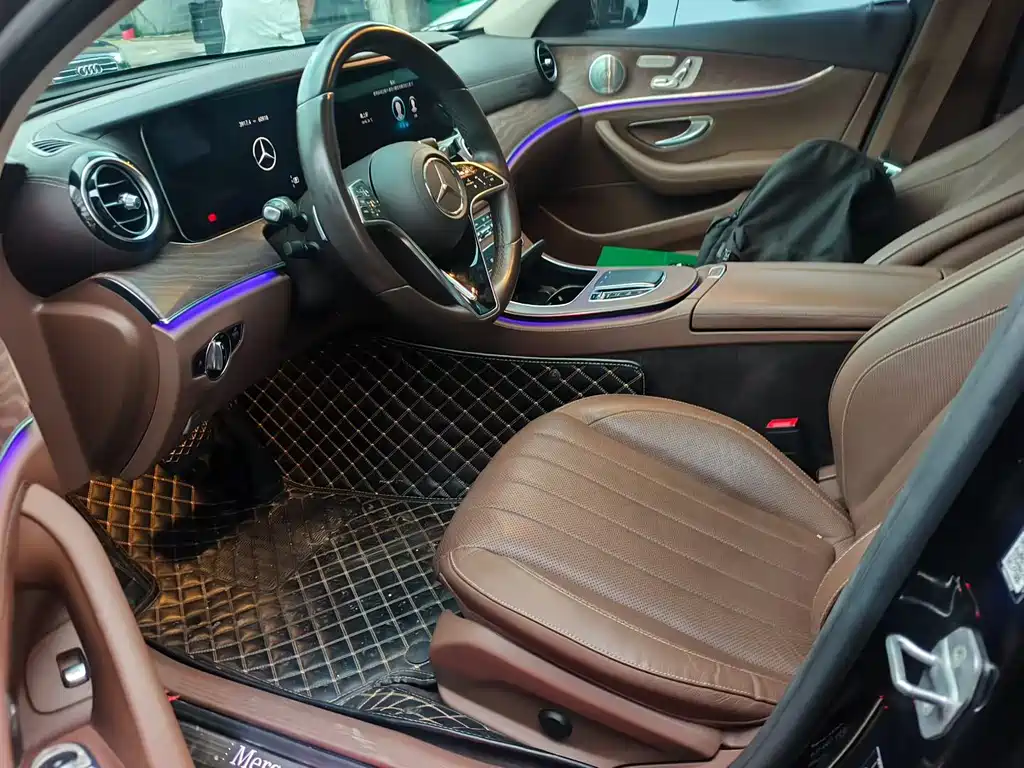 Mercedes-Benz E-Class 2021