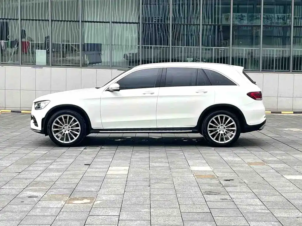 Mercedes-Benz GLC 2022 — фото 11