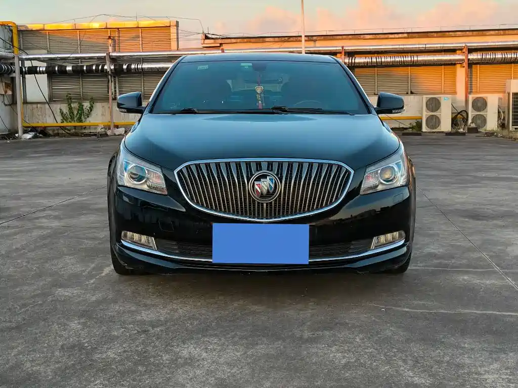 Buick LaCrosse 2014 — фото 2