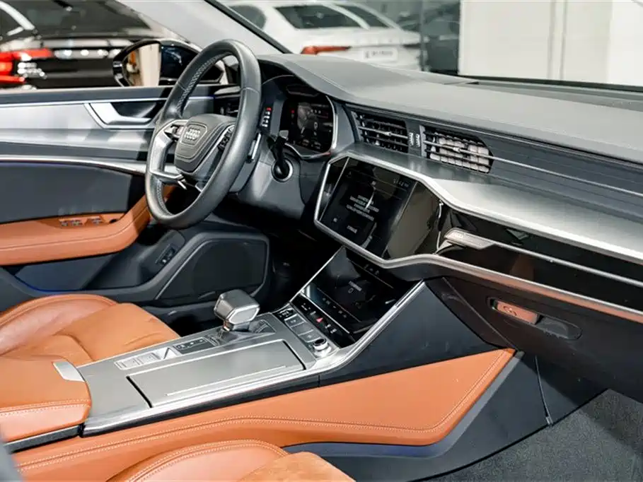 Audi A7L 2024 — фото 17