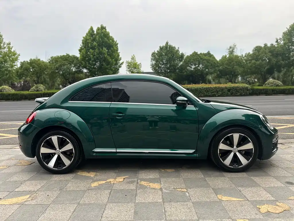 Volkswagen Beetle 2018 — фото 7