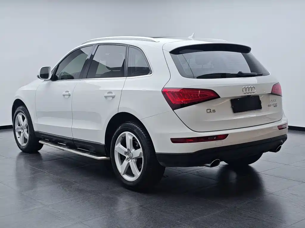 Audi Q5 2015 — фото 17