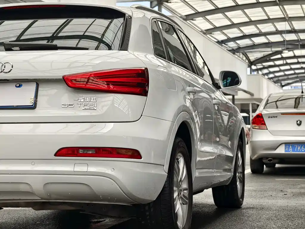 Audi Q3 2013 — фото 22