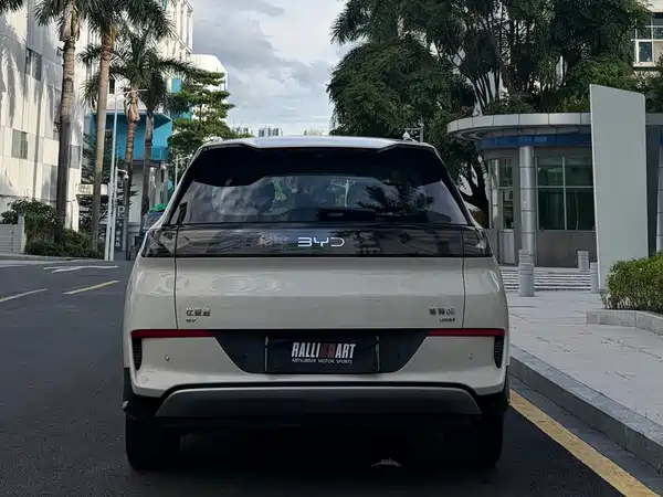 BYD Sealion 05 EV 2025