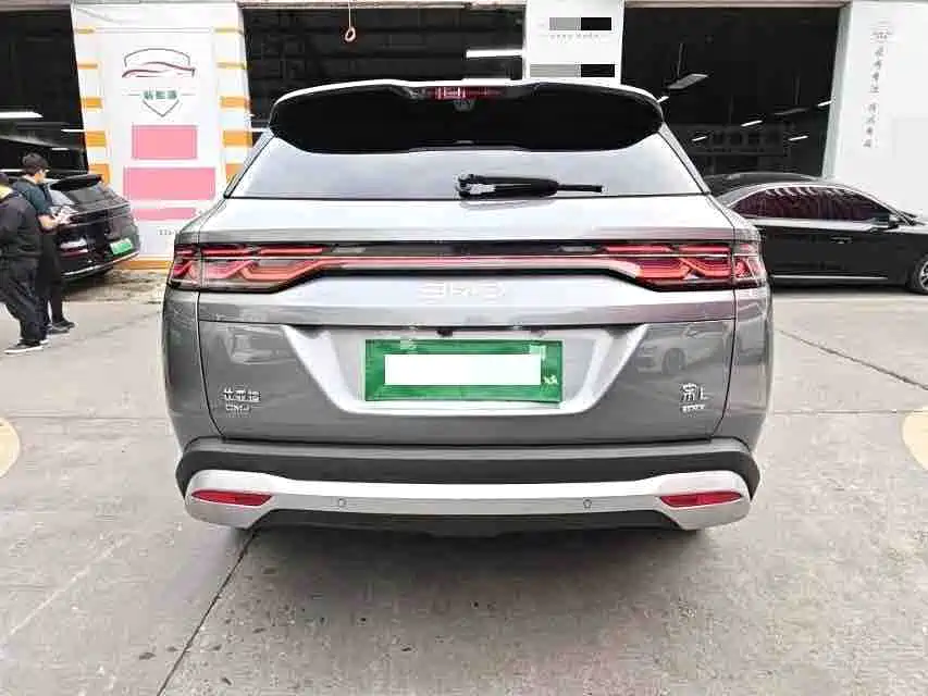 BYD Song L DM-i 2025 — фото 8