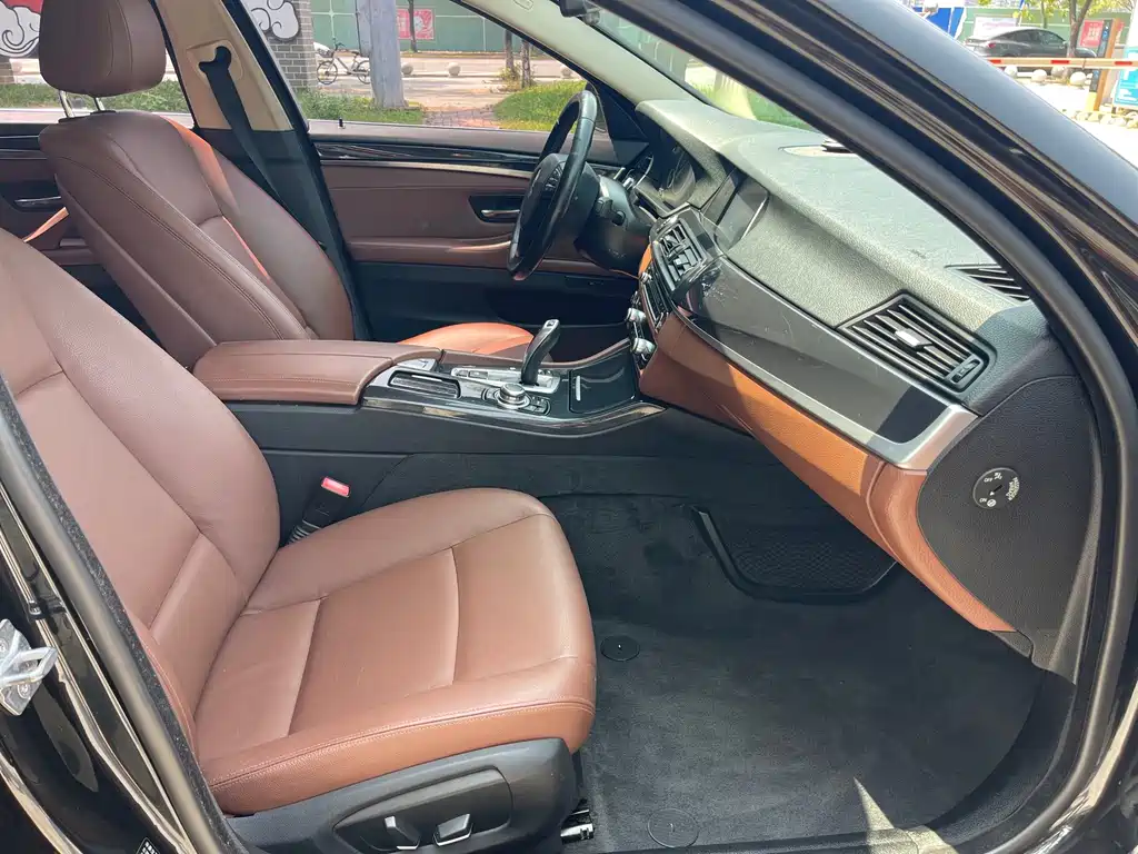 BMW 5 Series 2016