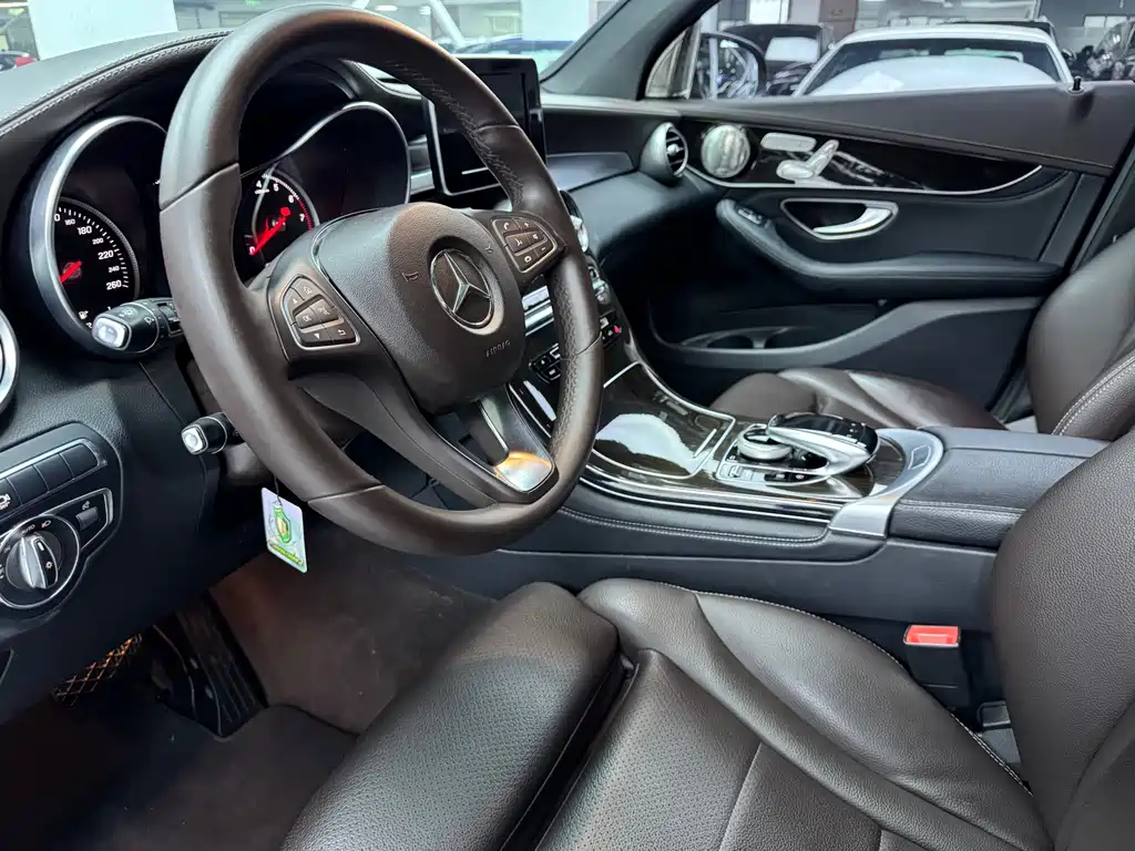 Mercedes-Benz GLC 2018 — фото 4