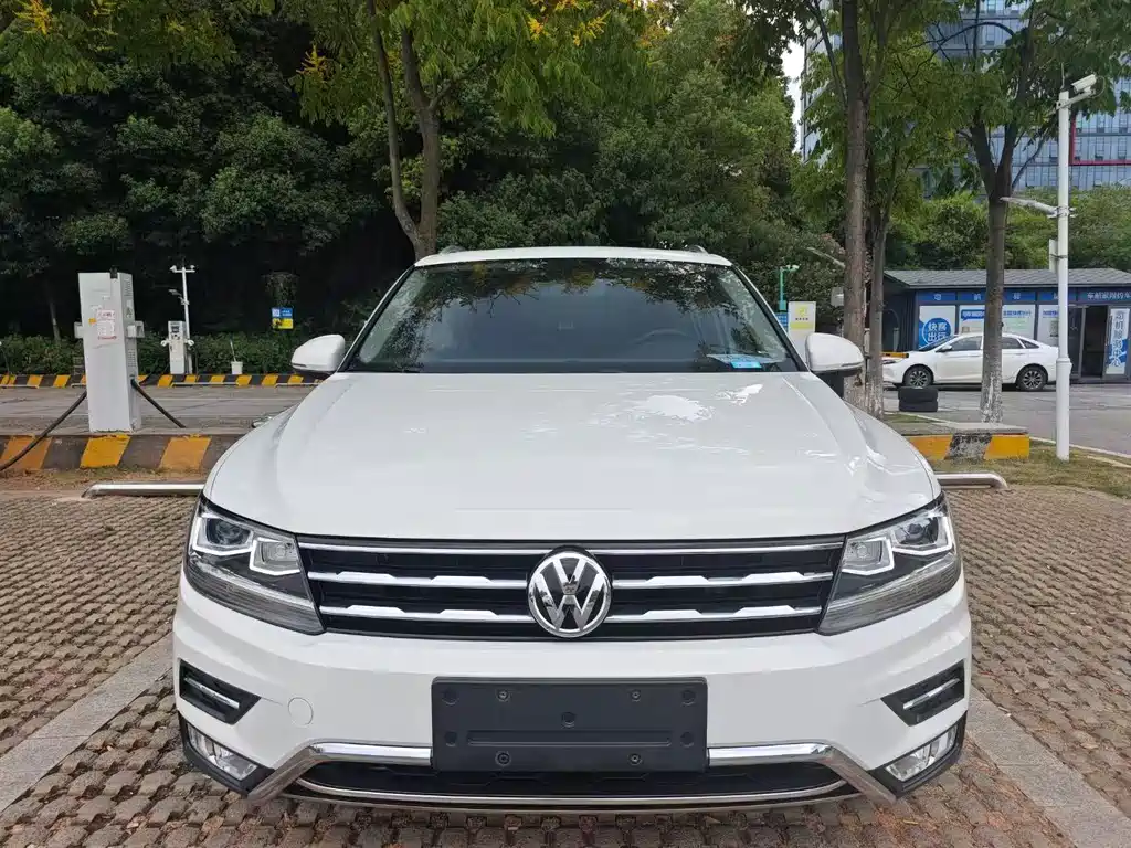 Volkswagen Tiguan L 2020