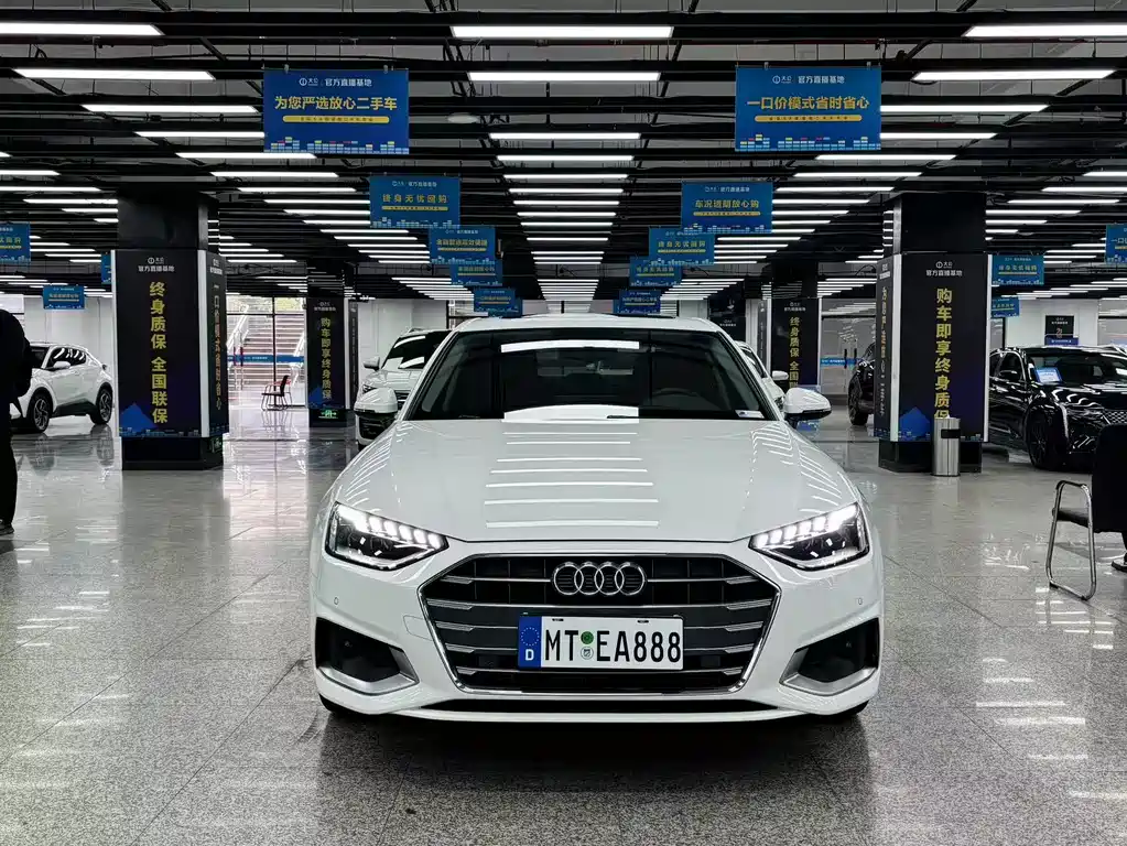 Audi A4L 2021 — фото 2
