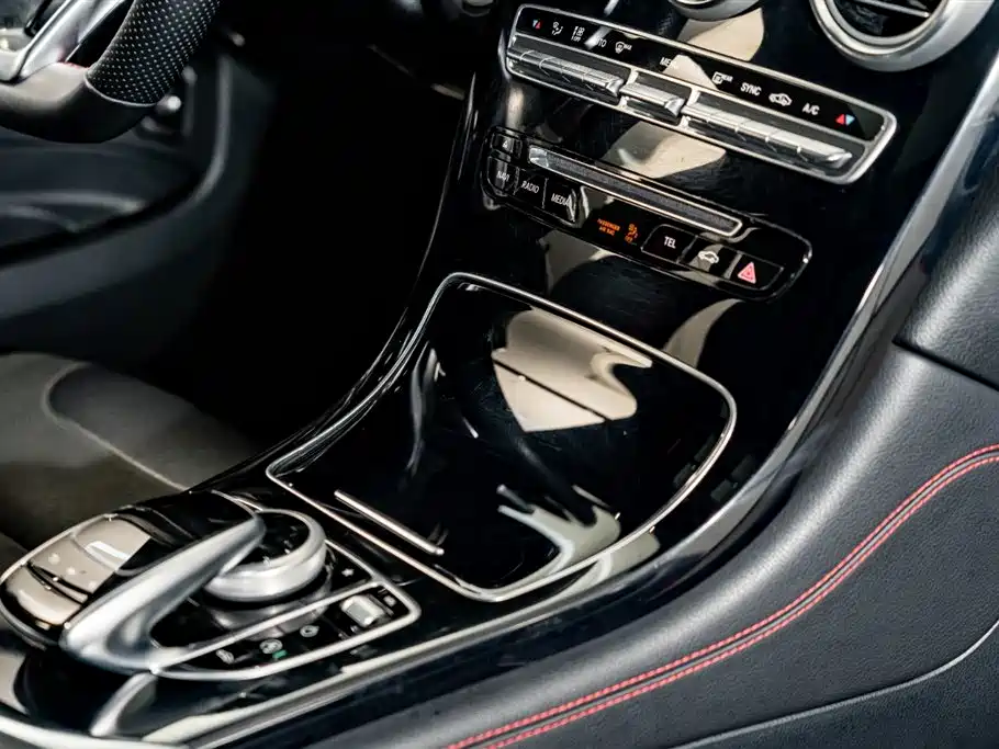 Mercedes-Benz GLC AMG 2019 — фото 20