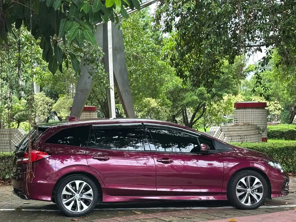 Honda Jade 2017 — фото 5