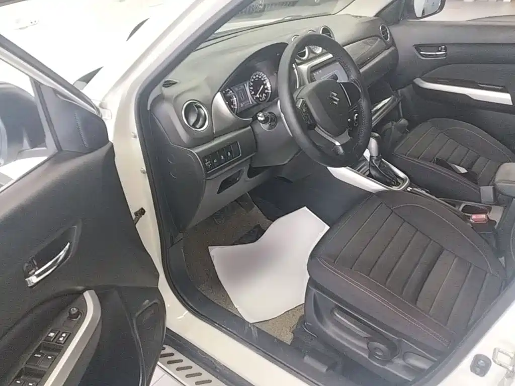 Suzuki Vitara 2017 — фото 16