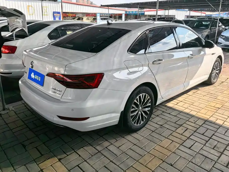 Volkswagen Sagitar 2021
