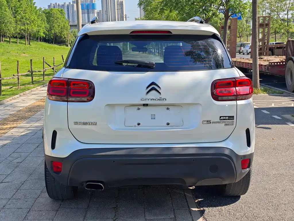 Citroen C5 AIRCROSS 2017 — фото 8