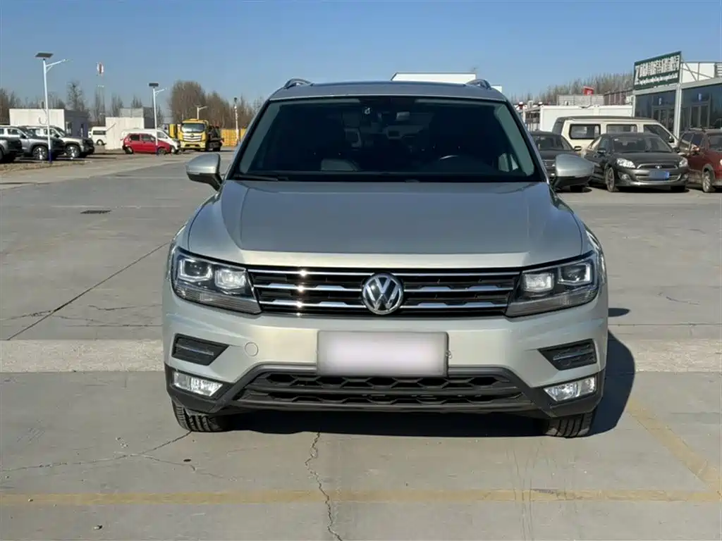 Volkswagen Tiguan L 2017 — фото 25