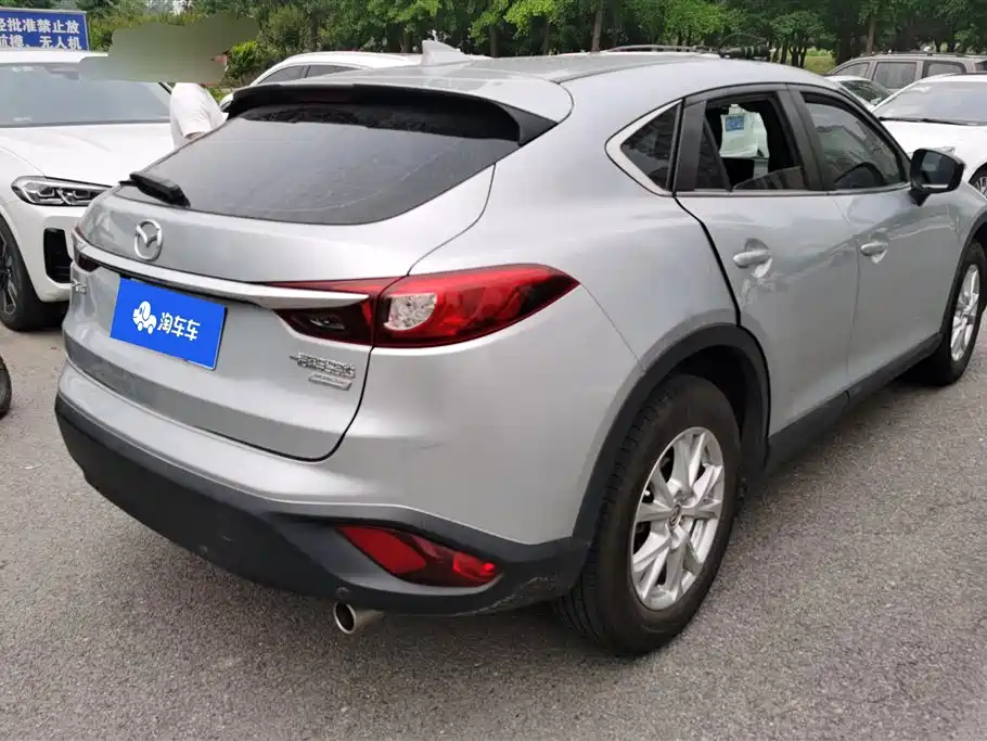 Mazda CX-4 2017 — фото 3