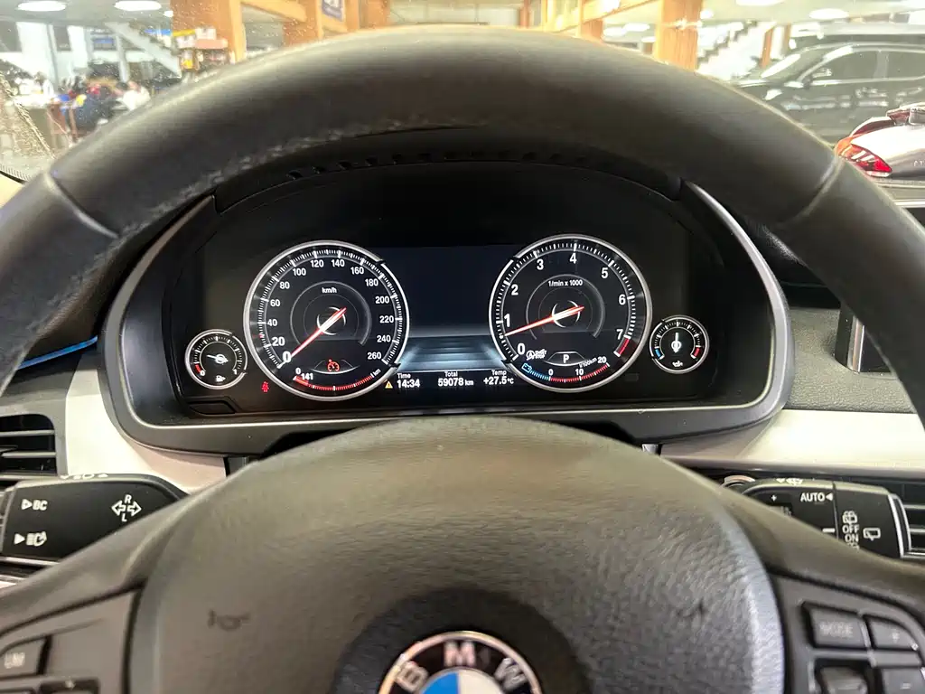 BMW X5 2020 — фото 11