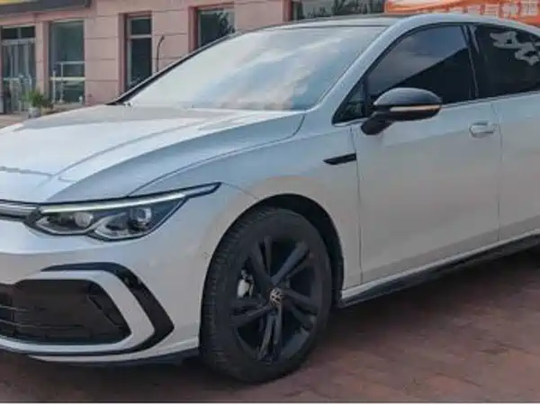 Volkswagen Golf 2023