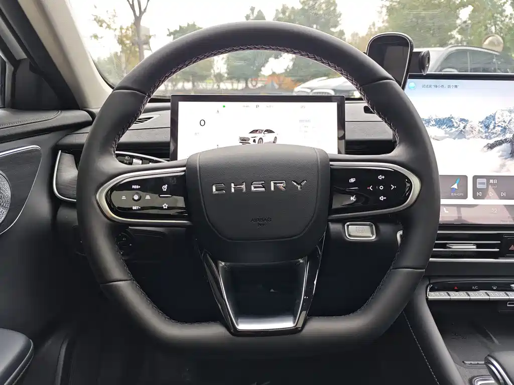 Chery Arrizo 8 PRO 2025 — фото 10