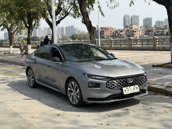 Ford Mondeo 2022